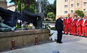 FOTO: Deň Bielych ruží v Handlovej.  Od najväčšieho banského nešťastia v Bani Handlová uplynulo 14 rokov