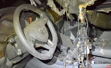 FOTO: V Púchove zhoreli dve autá do tla