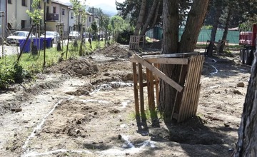 FOTO: Priebeh revitalizácie ihriska na Považskej ulici v Trenčíne