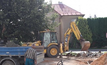 FOTO: Rekonštrukcia parkovísk v Dubnici nad Váhom
