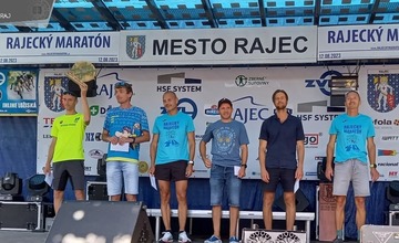 FOTO: Dubnický policajt vyhral zlatú medailu v Rajeckom maratóne