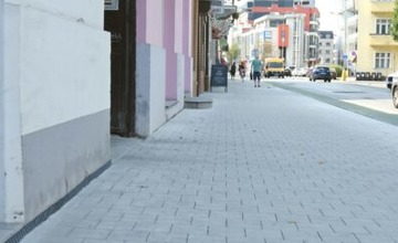FOTO: Rekonštrukcia trenčianskych chodníkov