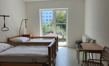 FOTO: Nové zariadenie pre seniorov pri Ilave