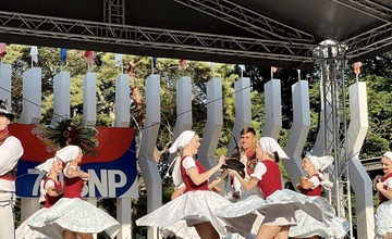 FOTO: Oslavy 79. výročia Slovenského národného povstania v Trenčianskom kraji