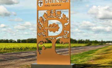 FOTO: V Dubnici nad Váhom sa rozhodujú medzi starou a novou podobou vstupného monumentu mesta