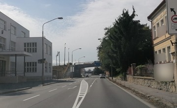 FOTO: Dopravné obmedzenia v Trenčíne: Starý most bez nákladiakov, zmena dopravy pod ním