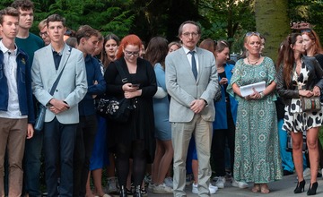 FOTO: Do dvoch škôl Trenčianskeho kraja pribudli moderné športoviská