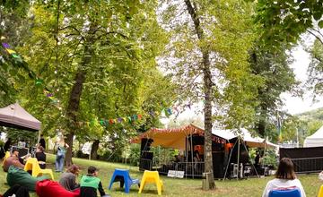 FOTO: Trenčiansky hudobný festival Garáž je v plnom prúde