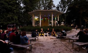FOTO: Trenčiansky hudobný festival Garáž je v plnom prúde