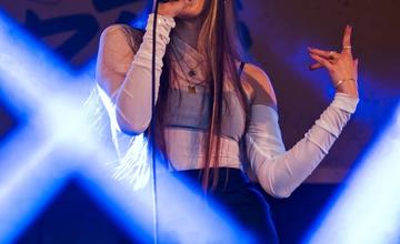 FOTO: Trenčiansky hudobný festival Garáž je v plnom prúde