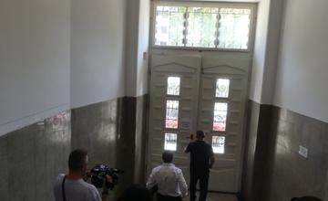 FOTO: Súd rozhodoval o osude strelca z Čachtíc. Zostane Patrik na slobode?