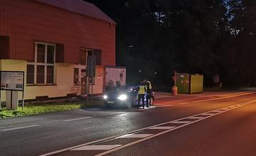 FOTO: Česko zaviedlo dočasné kontroly na hraniciach so Slovenskom. Hranice bude strážiť 130 policajtov