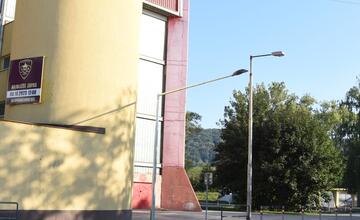 FOTO: Obnova priechodu pri zimnom štadióne v Trenčíne