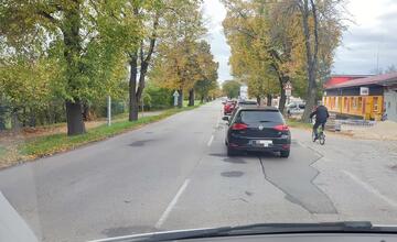 FOTO: V Partizánskom sa tvoria kolóny. Polícia upozorňuje vodičov, aby použili obchádzkové trasy