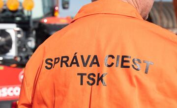 FOTO: Zimná údržba ciest Trenčianskeho kraja