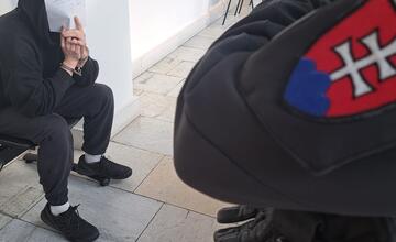 FOTO:Iba 17-ročný mladík si poriadne zavaril. Hrozí mu až desaťročný pobyt za mrežami