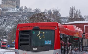 FOTO: Trenčanov bude čoskoro voziť vianočný autobus