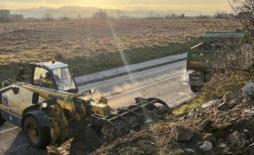 FOTO: Čiastočne uzavretá cesta v Novom Meste nad Váhom