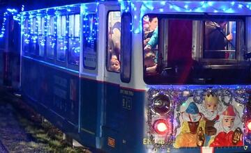 FOTO: Výnimočná jazda na Trojkráľovej električke