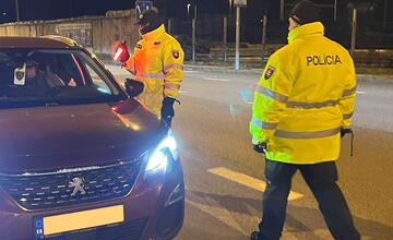 FOTO: Polícia v Trenčianskom kraji s kontrolami na zisťovanie alkoholu ani v tomto roku nepoľaví
