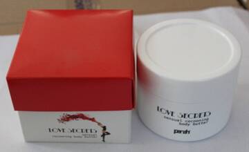 FOTO: Úrad verejného zdravotníctva upozorňuje na nebezpečnú kozmetiku