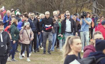 FOTO: Prezidentská kampaň pokračuje aj cez Veľkú noc