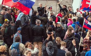 FOTO: Prezidentská kampaň pokračuje aj cez Veľkú noc