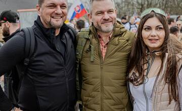 FOTO: Prezidentská kampaň pokračuje aj cez Veľkú noc