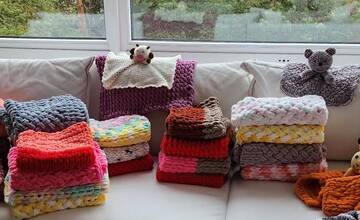 FOTO: Roztomilí mojkáčikovia pre novorodencov z trenčianskej nemocnice