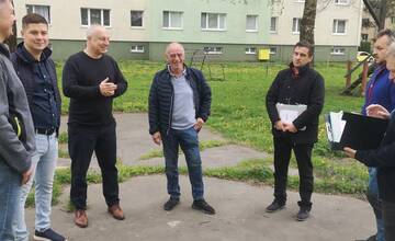 FOTO: Ihrisku na sídlisku SNP v Považskej Bystrici prejde revitalizáciou
