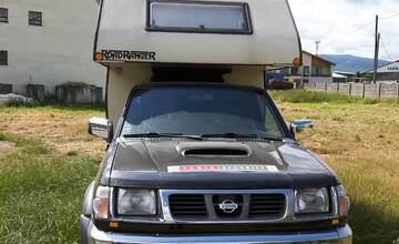 FOTO: Z obce Malinová bolo odcudzené auto Nissan Navara