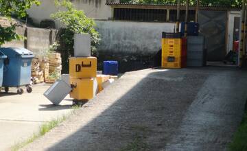 FOTO: Po obede z Bánoviec sa 500 ľudí nakazilo vírusom. Hygienici stravovacie zariadenie zatvorili