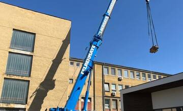 FOTO: Do považskobystrickej nemocnice dorazila magnetická rezonancia