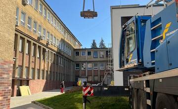 FOTO: Do považskobystrickej nemocnice dorazila magnetická rezonancia