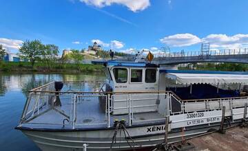 FOTO: Vyhliadkové plavby po Trenčíne