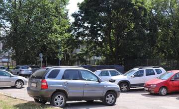 FOTO: Parkovanie v meste je problémové