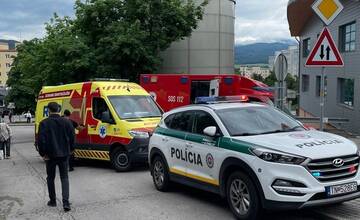 FOTO: Výbuch kolobežky otriasol celou bytovkou v Trenčíne