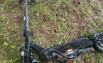 FOTO: Výbuch kolobežky otriasol celou bytovkou v Trenčíne