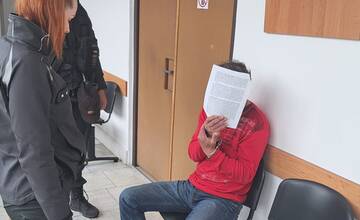 FOTO: Muž sa vyhrážal matke, že ju zabije