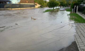 FOTO: Obec zaplavila vodu akú nevideli desiatky rokov