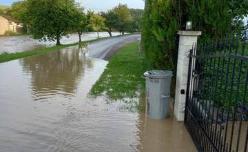 FOTO: Obec zaplavila vodu akú nevideli desiatky rokov
