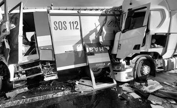 FOTO: Zverejnili parte zosnulých hasičov