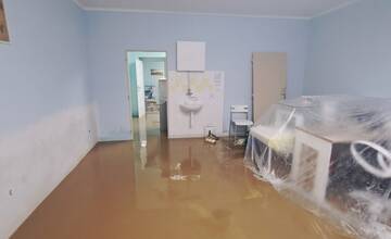 FOTO: Pri Trenčíne zaplavilo viacero rodinných domov