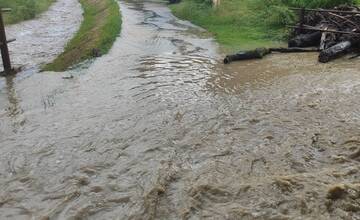 FOTO: Pri Trenčíne zaplavilo viacero rodinných domov