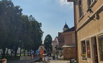 FOTO: Rekonštrukcia Hurbanovho námestia v Bojniciach