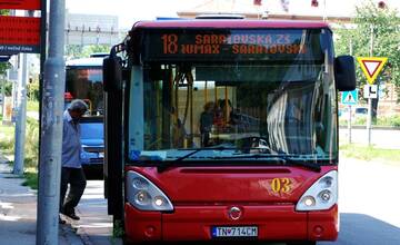 FOTO: Trenčania sú stále nespokojní so zmenami v MHD