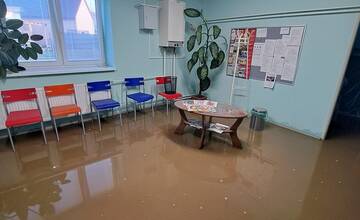 FOTO: Záplavy v obci pokračujú