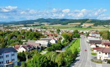 FOTO: Obec monitoruje dronmi