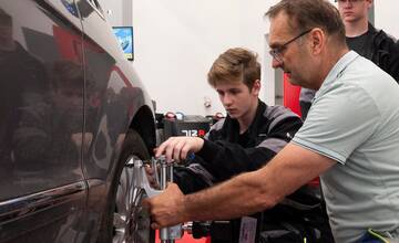 FOTO: V SOŠ Považská Bystrica zmodernizovali odborné dielne