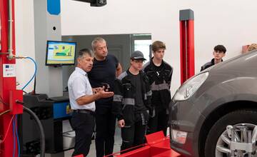 FOTO: V SOŠ Považská Bystrica zmodernizovali odborné dielne